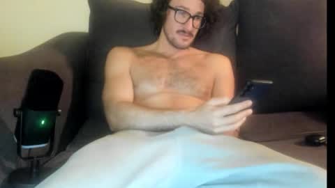 Snapshot of chadpowerz chatting on November 23, 5:07 am Lydong online show from November 23, 5:07 am