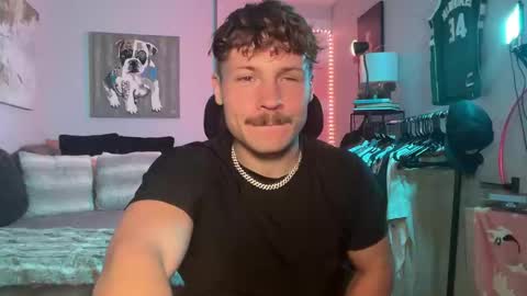 Snapshot of chadtitan chatting on October 8, 11:13 pm ChadTitan online show from October 8, 11:13 pm