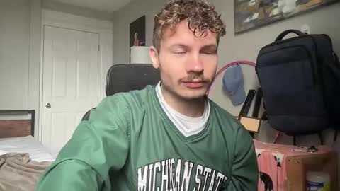 Snapshot of chadtitan chatting on November 17, 3:07 pm ChadTitan online show from November 17, 3:07 pm