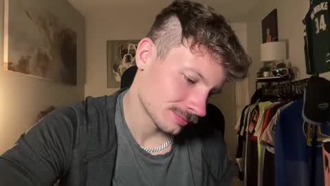 Snapshot of chadtitan chatting on December 4, 3:05 am ChadTitan online show from December 4, 3:05 am