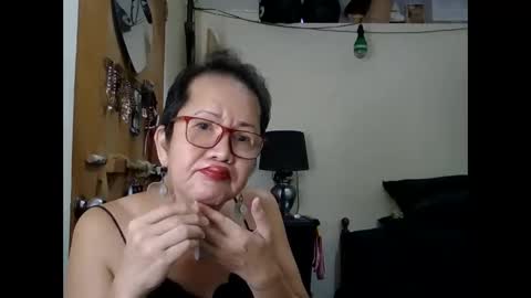 Snapshot of champaka123 chatting on September 19, 2:57 am champaka online show from September 19, 2:57 am