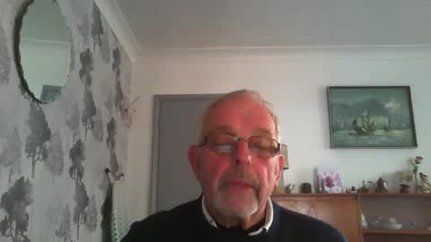 Snapshot of champers37 chatting on February 17, 9:24 am Champers online show from February 17, 9:24 am