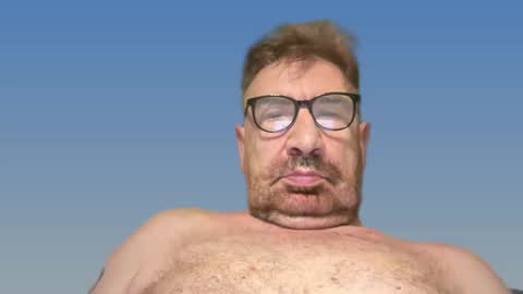 champsex305610 online show from December 1, 9:26 pm