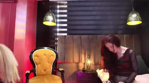 Snapshot of chanel_whitte chatting on March 4, 1:17 pm Chanel Whitte online show from March 4, 1:17 pm