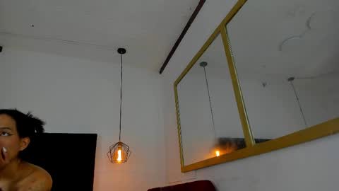 Snapshot of chanellejohnson_ chatting on February 17, 10:07 am chanellejohnson_ online show from February 17, 10:07 am