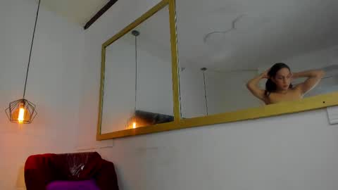 Snapshot of chanellejohnson_ chatting on February 24, 9:10 am chanellejohnson_ online show from February 24, 9:10 am