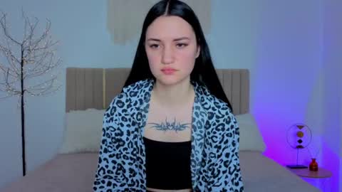Evelina online show from May 23, 8:07 am