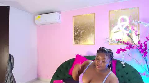 Snapshot of channel_miller69 chatting on September 15, 3:50 am Channel Miller online show from September 15, 3:50 am
