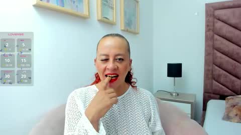 Channelfox  online show from December 13, 9:52 pm