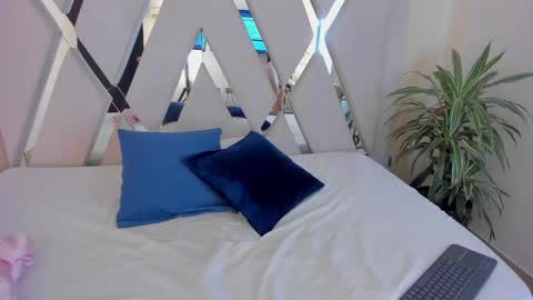 Channel online show from September 29, 12:32 pm