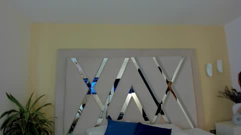 Channel online show from October 26, 11:38 am