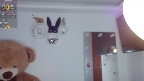 Isabella online show from December 7, 4:53 am