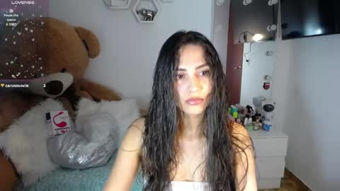 Isabella online show from April 23, 8:24 am