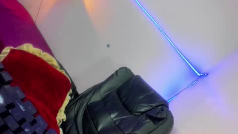 chantal_fuck online show from May 15, 11:01 pm