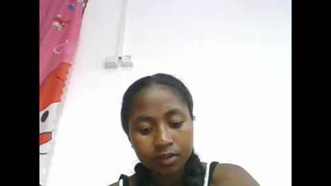Snapshot of chantale483461 chatting on April 25, 1:41 pm chantale483461 online show from April 25, 1:41 pm