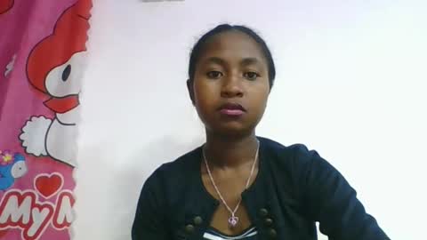 Snapshot of chantale483461 chatting on May 10, 5:12 am chantale483461 online show from May 10, 5:12 am