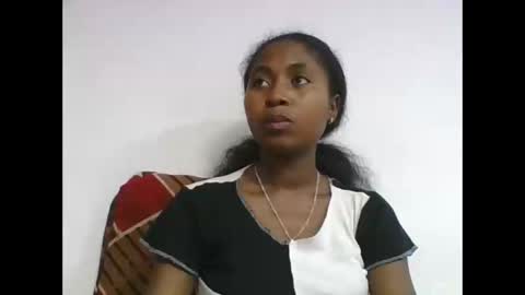 Snapshot of chantale483461 chatting on May 11, 2:45 pm chantale483461 online show from May 11, 2:45 pm