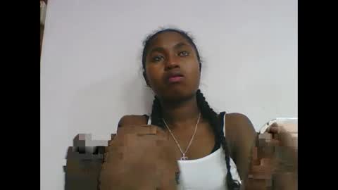 Snapshot of chantale483461 chatting on May 13, 6:22 am chantale483461 online show from May 13, 6:22 am