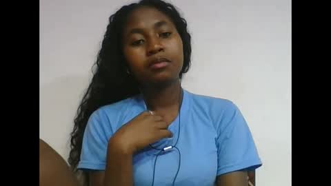 Snapshot of chantale483461 chatting on May 15, 7:10 pm chantale483461 online show from May 15, 7:10 pm