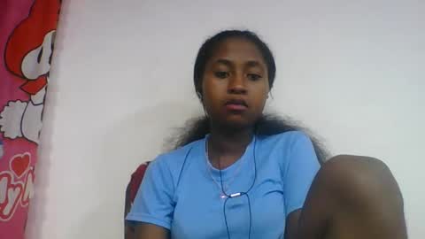 Snapshot of chantale483461 chatting on May 23, 6:29 am chantale483461 online show from May 23, 6:29 am