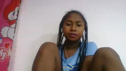 Snapshot of chantale483461 chatting on June 1, 6:31 pm chantale483461 online show from June 1, 6:31 pm