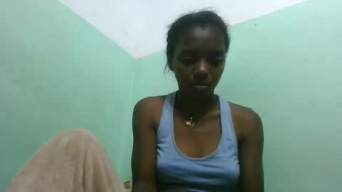 Snapshot of chanteuse655720 chatting on July 22, 10:07 am chanteuse655720 online show from July 22, 10:07 am