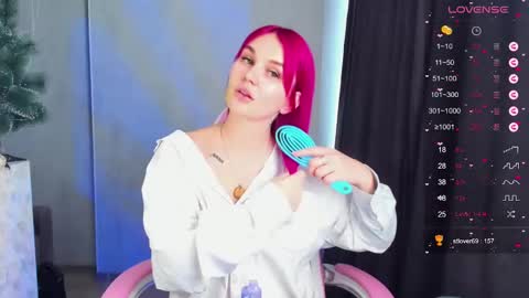 Suzanna Snow online show from December 10, 7:26 am