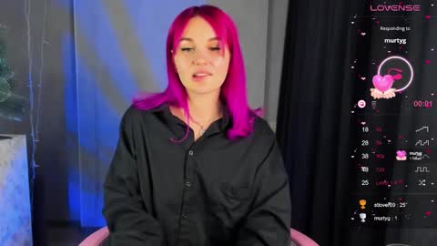 Suzanna Snow online show from December 22, 4:06 am