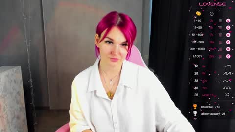 Suzanna Snow online show from December 28, 7:22 am