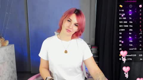 Suzanna Snow online show from February 18, 7:21 am