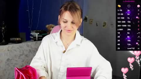 Suzanna Snow online show from March 9, 3:32 am