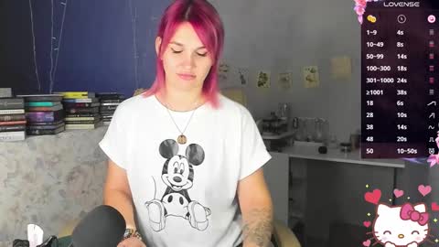 Suzanna Snow online show from September 29, 4:39 am