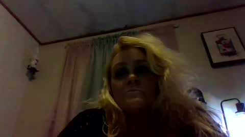 Ms. Behaving online show from January 18, 2:12 pm