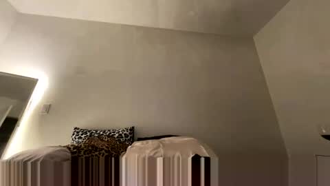 Snapshot of charismasweets chatting on September 12, 3:39 am charismasweets online show from September 12, 3:39 am