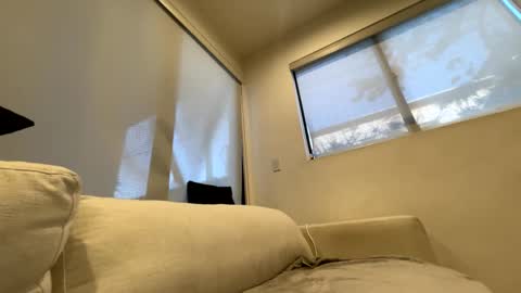 Snapshot of charismasweets chatting on October 5, 10:07 pm charismasweets online show from October 5, 10:07 pm