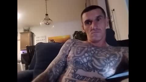 Snapshot of charles1889 chatting on September 30, 3:11 am charles1889 online show from September 30, 3:11 am