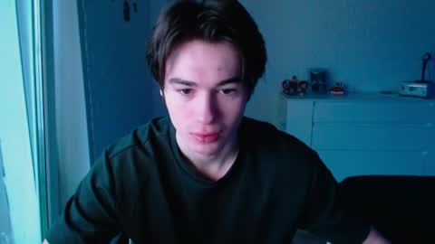 charleshanson69 online show from April 4, 2:36 pm