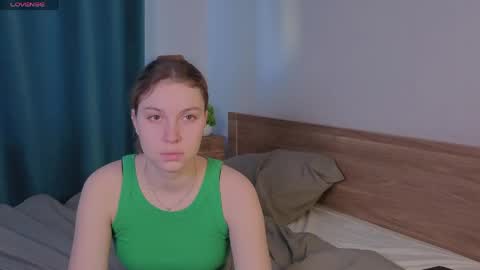 Ariel online show from April 20, 6:27 am