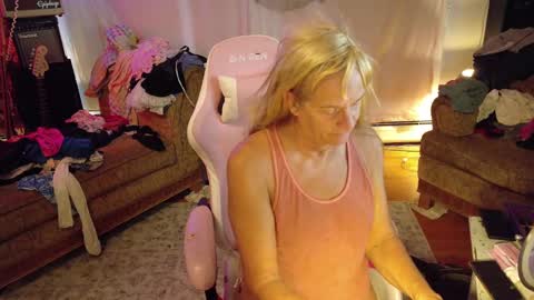 Charli online show from October 20, 10:43 pm