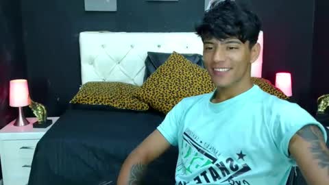 Charlie oconnor online show from December 13, 3:27 am