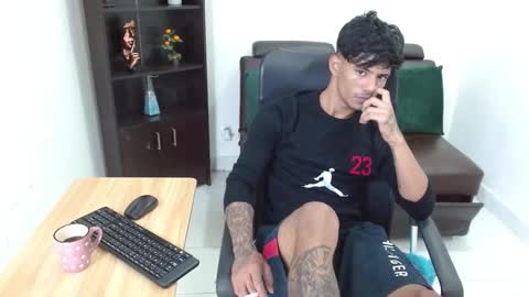 Charlie oconnor online show from December 20, 8:38 am