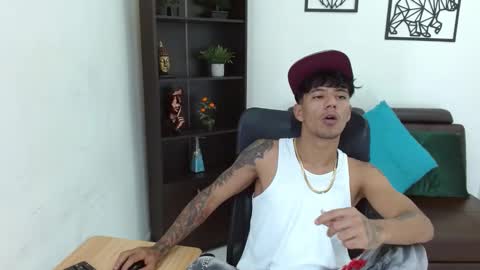 Charlie oconnor online show from January 17, 3:12 am