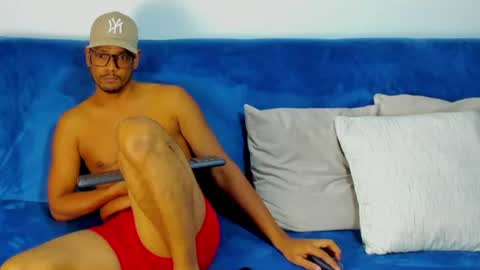 charlie_p_ online show from July 6, 10:34 pm