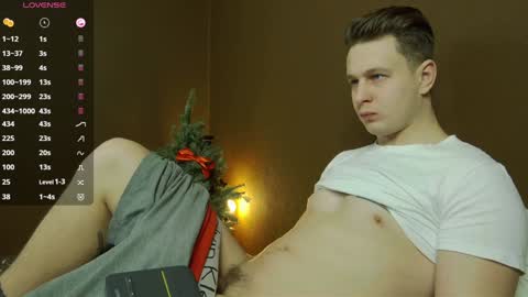 Snapshot of charlie_smiley chatting on December 27, 5:42 am Charlie Smiley online show from December 27, 5:42 am