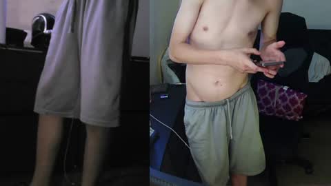 Snapshot of charlied09302 chatting on June 14, 4:25 am char sexiness online show from June 14, 4:25 am