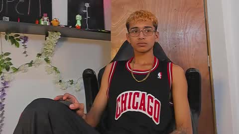 Charles Russo online show from February 9, 8:02 pm