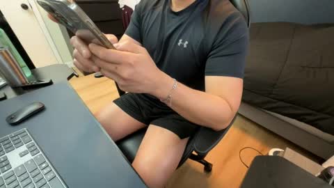 charliekkw online show from April 23, 4:53 pm