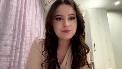 Freya online show from January 9, 3:15 pm