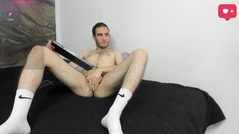 Snapshot of charlizee_23 chatting on June 21, 11:57 am Charlize online show from June 21, 11:57 am