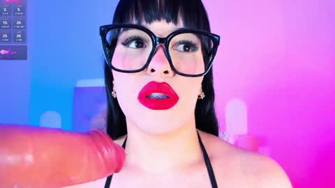 Charloott Evans online show from January 5, 9:03 pm